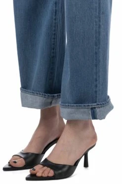 SELVEDGE FADED LIGHT DENIM PANTS - Light Indigo -ICHI Sales Shop AURALEE SELVEDGE FADED LIGHT DENIM PANTS Light Indigo A24SP06DE 07