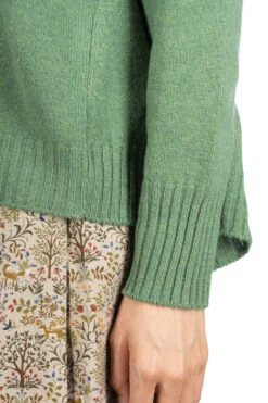 Tasmanian Lambswool Pullover - Dry Basil -ICHI Sales Shop NARU Tasmanian Lambswool Pullover Dry Basil 650605 DB 06